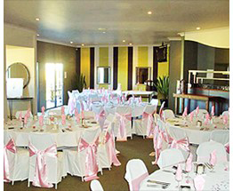 Currumbin Creek Tavern - Gold Coast 4U 4