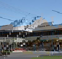 Commercial Hotel