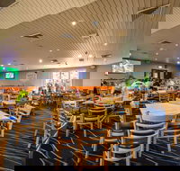 Iron Horse Inn  Carriage Bistro - Accommodation Gold Coast