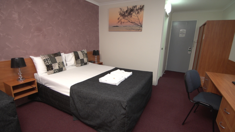 Albert Court Motel - 1 Gold Coast 1