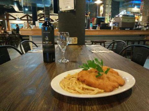 Nardi’s Italian Restaurant - Gold Coast 4U 5