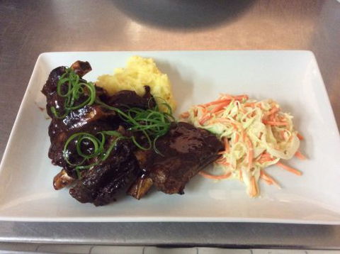 The Bunker Bar & Bistro - Gold Coast 4U 2
