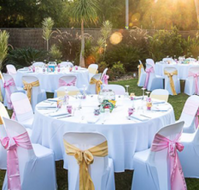 Picnic Bay Hotel - Accommodation Gold Coast