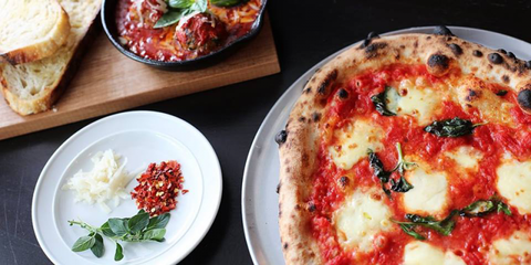 Francie’s Pizzeria - Accommodation Gold Coast 0