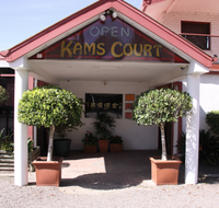 Kams Court - Gold Coast 4U
