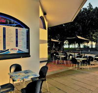 Harolds Seafood on The Strand - Gold Coast 4U