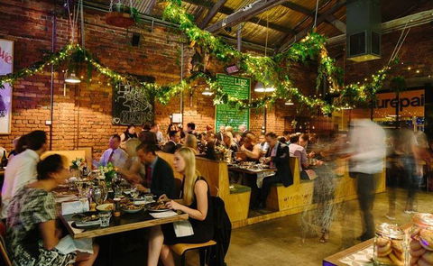 Bombay Tandoori - Accommodation Gold Coast 14