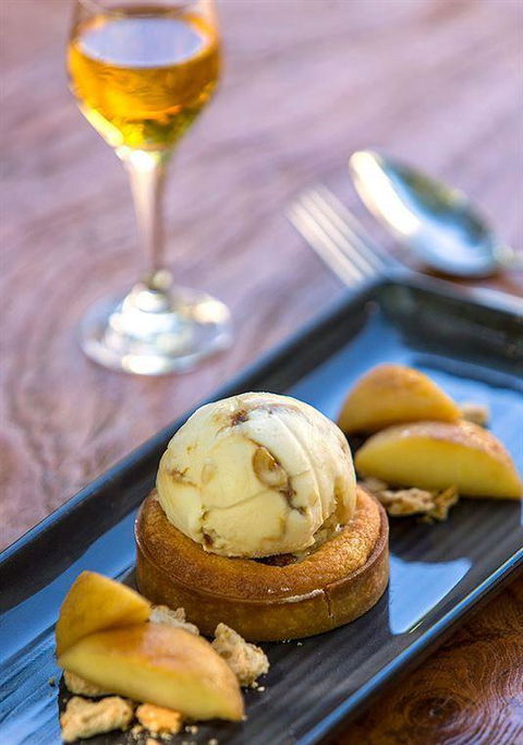 The Deck Poolside Bar & Restaurant - Gold Coast 4U 7