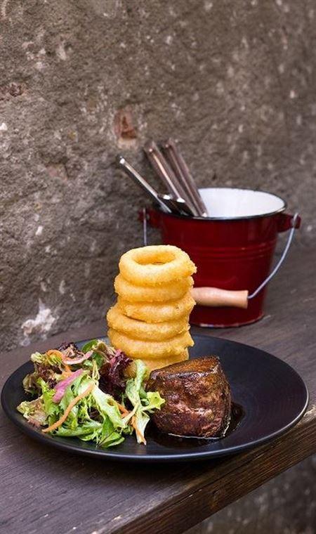 Jackpot Dining - Accommodation Gold Coast 4