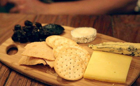 Jackpot Dining - Accommodation Gold Coast 7