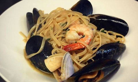 Renzo's Bar Cafe Italiano - Accommodation Gold Coast 6