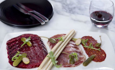 Northlakes Tavern Bistro - Gold Coast 4U 5