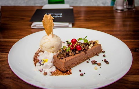 Northlakes Tavern Bistro - Gold Coast 4U 7