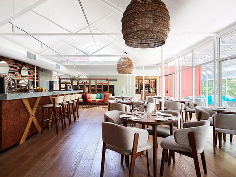 Mangata Bistro & Bar - Gold Coast 4U 0