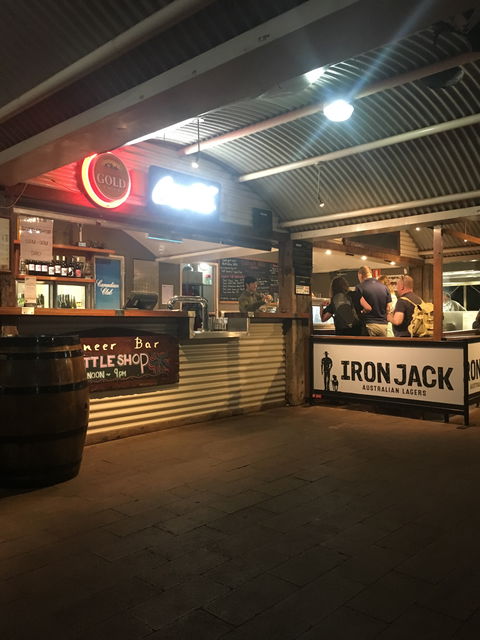 Pioneer BBQ And Bar - Gold Coast 4U 3