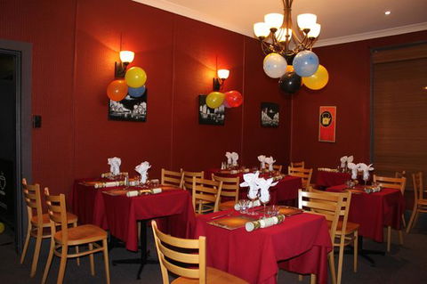 Huon's Little Treasure Bistro - 1 Gold Coast 0