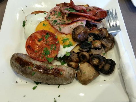 Aromas Cafe - Accommodation Gold Coast 0