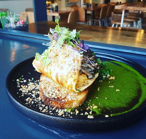 Eden Restaurant & Bar - Gold Coast 4U 8