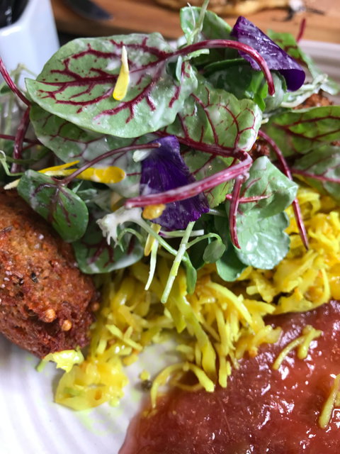 Famished On Frasers - Accommodation Gold Coast 3