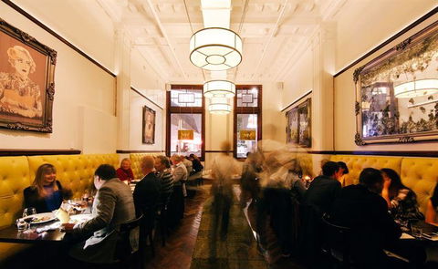 The Trustee Bar & Bistro - Accommodation Gold Coast 11