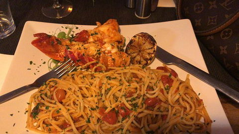 Amore - 1 Gold Coast 0