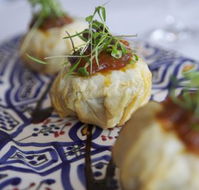 Meeka Restaurant - Accommodation Gold Coast