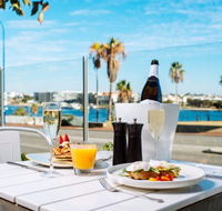 Tradewinds Bar and Restaurant - Gold Coast 4U