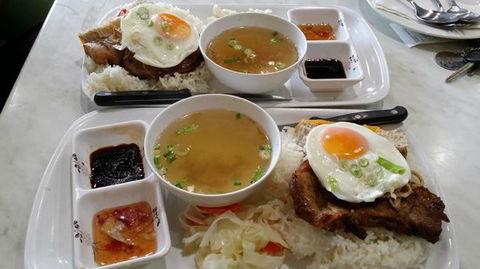 Han's Cafe Carousel - Accommodation Gold Coast 0