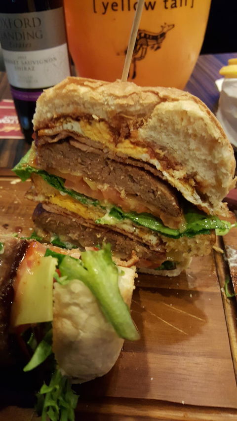 Thealexanderbarandbistro - Accommodation Gold Coast 1