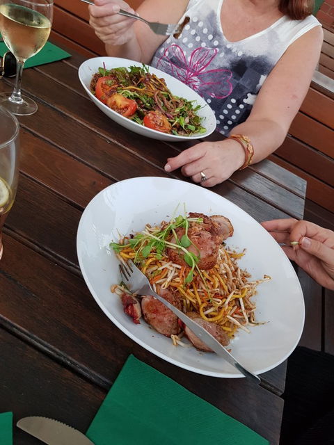 Woodbridge Hotel - Gold Coast 4U 2