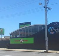 Breakers Bar  Cafe - Accommodation Gold Coast