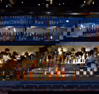 Small's Bar and Bites - Accommodation Gold Coast