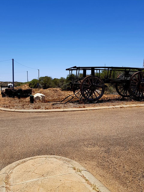 Sunsets Cafe At One Mile Jetty - Accommodation Gold Coast 9