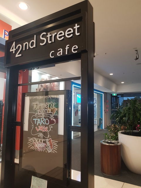 42nd Street Cafe - Accommodation Gold Coast 3