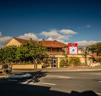 Port Noarlunga Hotel - 1 Gold Coast