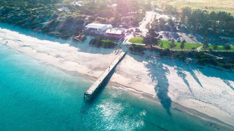 Normanville Kiosk & Cafe - 1 Gold Coast 0