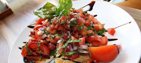 Village Lane Cafe & Wine Bar - 1 Gold Coast 3