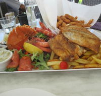 Sunset Waterfront Cafe Bar  Grill - Accommodation Gold Coast