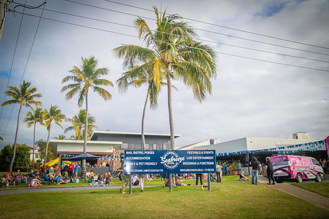 SEABREEZE HOTEL - Accommodation Gold Coast 0