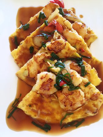 Feng's Asian Kitchen - Accommodation Gold Coast 0