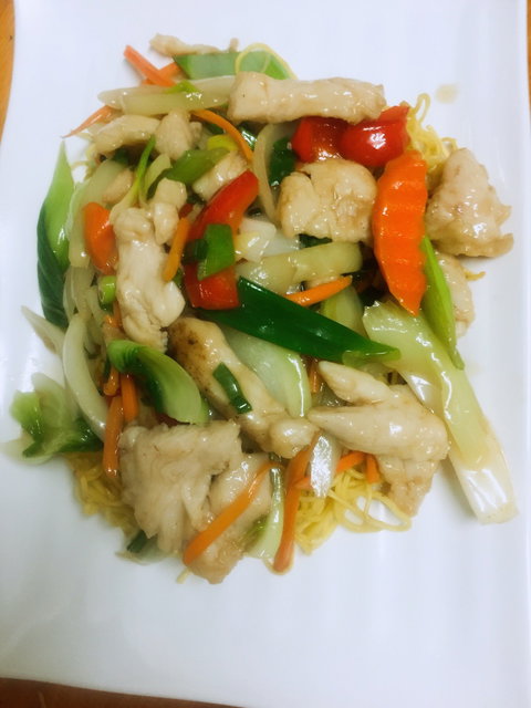 Feng's Asian Kitchen - Accommodation Gold Coast 4