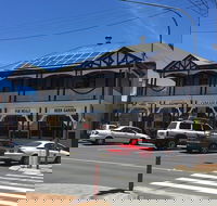 Omaras - Accommodation Gold Coast