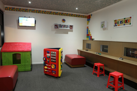 The Irish Village - Accommodation Gold Coast 12