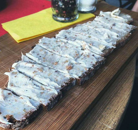 Aquavue Cafe Watersports - 1 Gold Coast 6