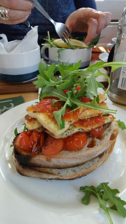 Esher Street Cafe & Deli - Gold Coast 4U 6