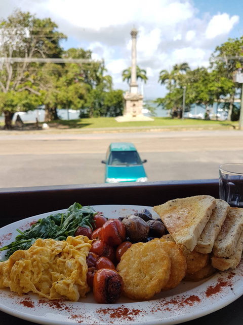 Capers Cafe - Accommodation Gold Coast 1