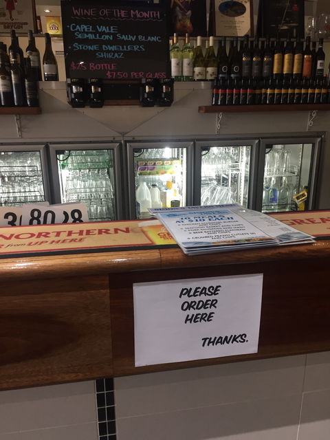 Simons Tavern Restaurant - Accommodation Gold Coast 2