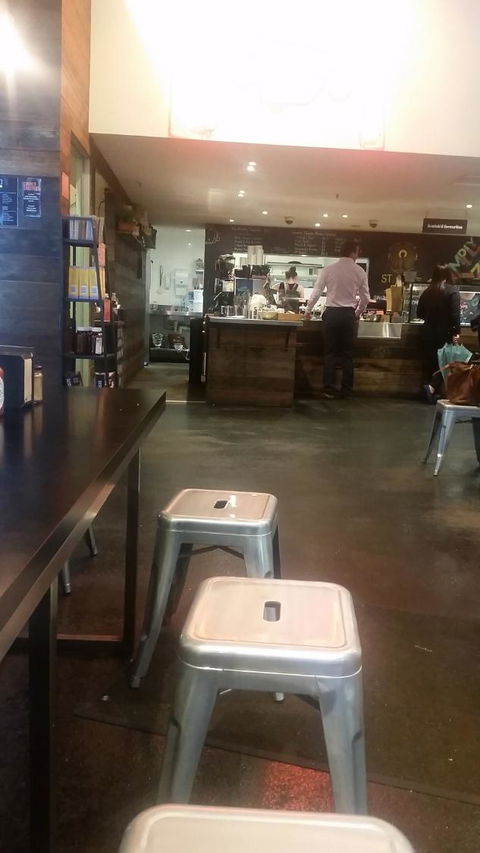 FAMISH'D - Salads & Stuff - Accommodation Gold Coast 4