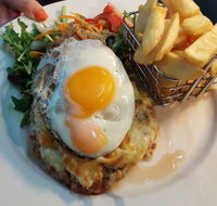 The Home Hotel Bistro - Accommodation Gold Coast