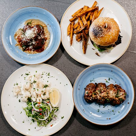 Denny's Kitchen - Accommodation Gold Coast 0